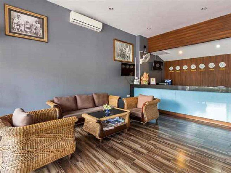 The Beach Garden Resort Pattaya Exterior photo