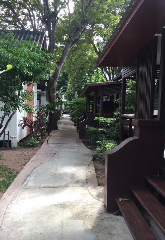 The Beach Garden Resort Pattaya Exterior photo